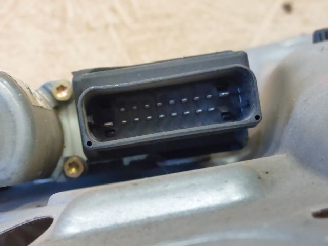 bontott VW GOLF IV Bal hátsó Ablakemelő Szerkezet (Elektromos)