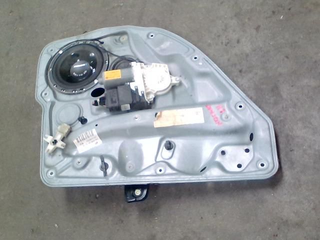 bontott VW GOLF IV Bal hátsó Ablakemelő Szerkezet (Elektromos)