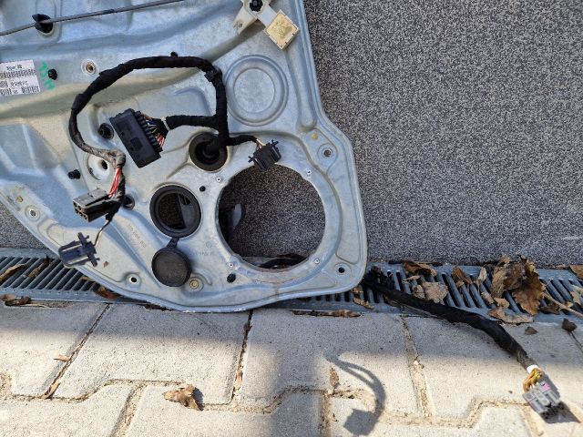 bontott VW GOLF IV Bal hátsó Ablakemelő Szerkezet (Elektromos)