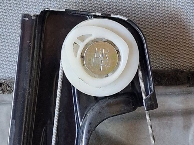 bontott VW GOLF IV Bal hátsó Ablakemelő Szerkezet (Elektromos)