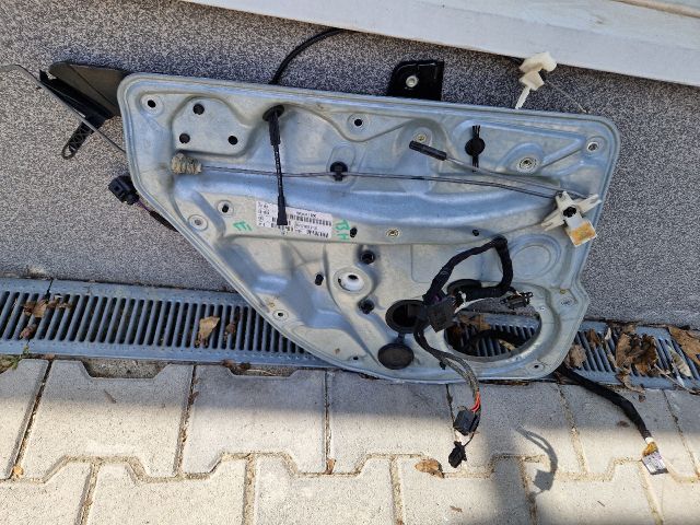 bontott VW GOLF IV Bal hátsó Ablakemelő Szerkezet (Elektromos)