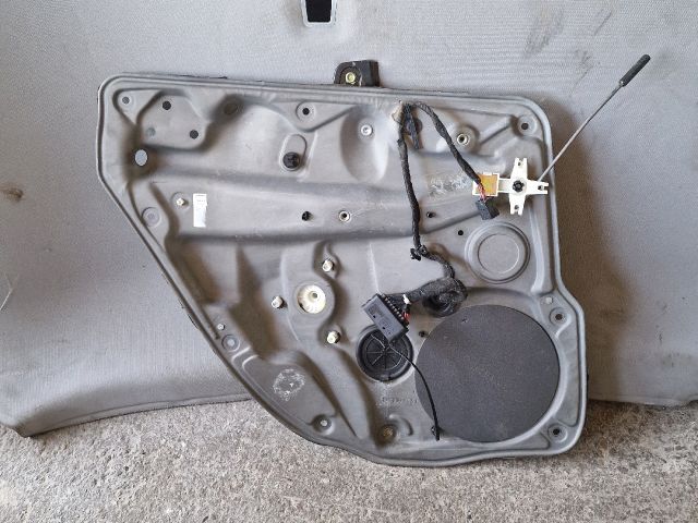 bontott VW GOLF IV Bal hátsó Ablakemelő Szerkezet (Elektromos)