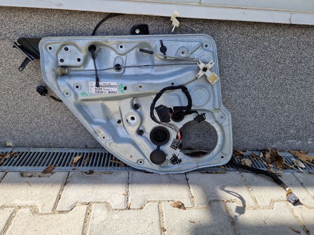 bontott VW GOLF IV Bal hátsó Ablakemelő Szerkezet (Elektromos)