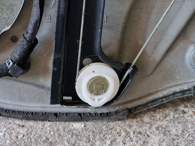 bontott VW GOLF IV Bal hátsó Ablakemelő Szerkezet (Elektromos)