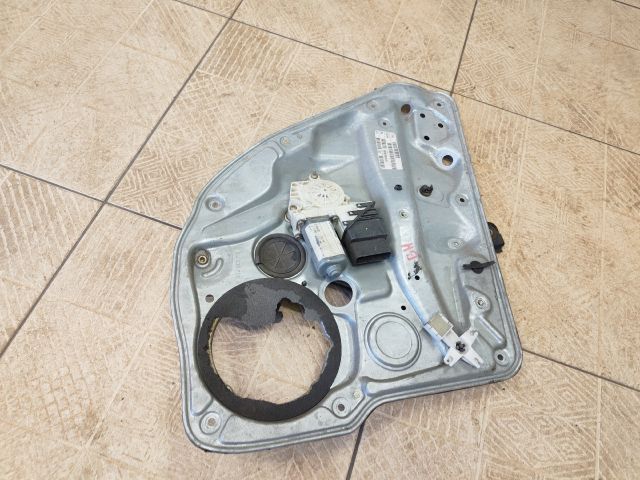bontott VW GOLF IV Bal hátsó Ablakemelő Szerkezet (Elektromos)