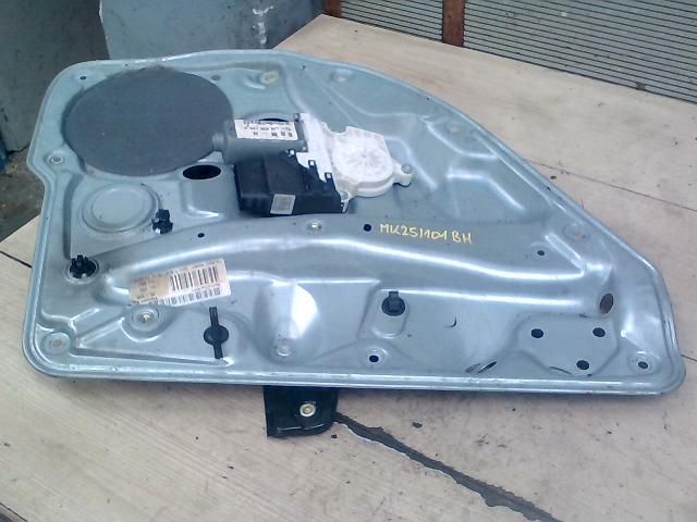 bontott VW GOLF IV Bal hátsó Ablakemelő Szerkezet (Elektromos)