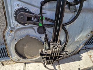 bontott VW GOLF IV Bal hátsó Ablakemelő Szerkezet (Mechanikus)