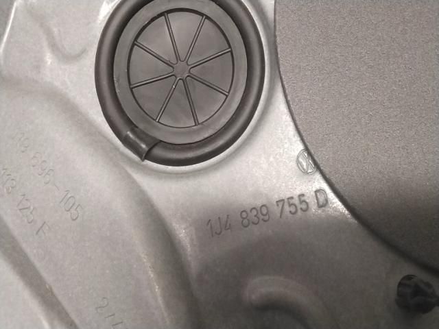 bontott VW GOLF IV Bal hátsó Ablakemelő Szerkezet (Mechanikus)