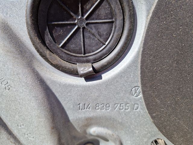 bontott VW GOLF IV Bal hátsó Ablakemelő Szerkezet (Mechanikus)