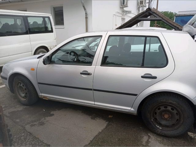 bontott VW GOLF IV Bal hátsó Ajtó Díszléc