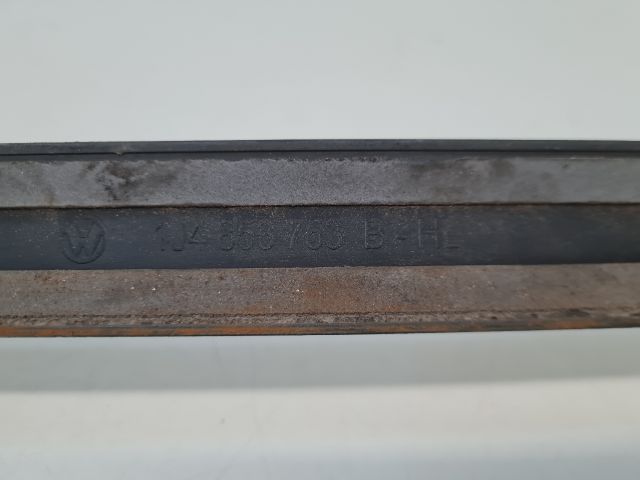 bontott VW GOLF IV Bal hátsó Ajtó Díszléc