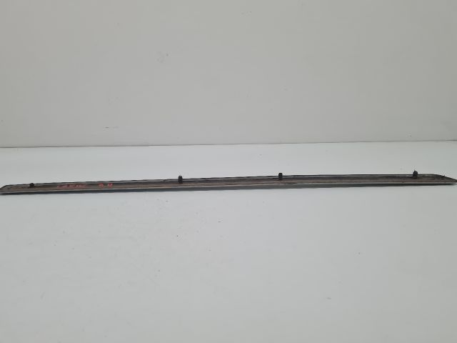 bontott VW GOLF IV Bal hátsó Ajtó Díszléc