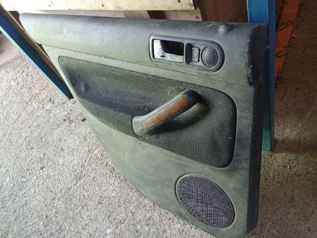 bontott VW GOLF IV Bal hátsó Ajtó Kárpit