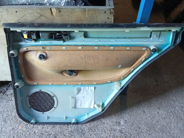 bontott VW GOLF IV Bal hátsó Ajtó Kárpit