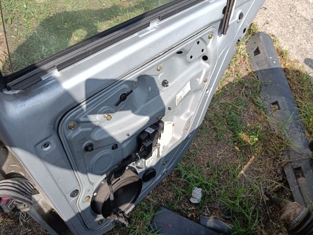 bontott VW GOLF IV Bal hátsó Ajtó (Részeivel)