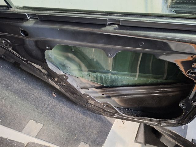 bontott VW GOLF IV Bal hátsó Ajtó (Üres lemez)