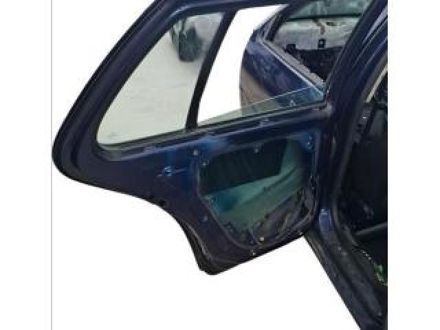 bontott VW GOLF IV Bal hátsó Ajtó (Üres lemez)