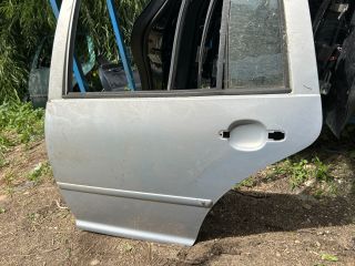 bontott VW GOLF IV Bal hátsó Ajtó (Üres lemez)