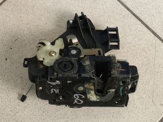 bontott VW GOLF IV Bal hátsó Ajtózár