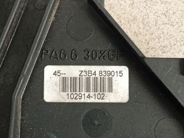 bontott VW GOLF IV Bal hátsó Ajtózár