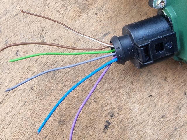 bontott VW GOLF IV Bal hátsó Ajtózár