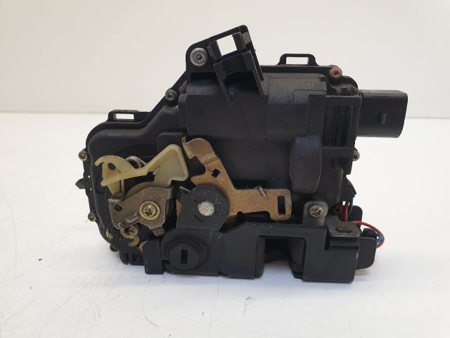 bontott VW GOLF IV Bal hátsó Ajtózár