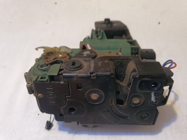 bontott VW GOLF IV Bal hátsó Ajtózár