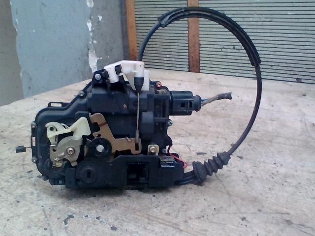 bontott VW GOLF IV Bal hátsó Ajtózár