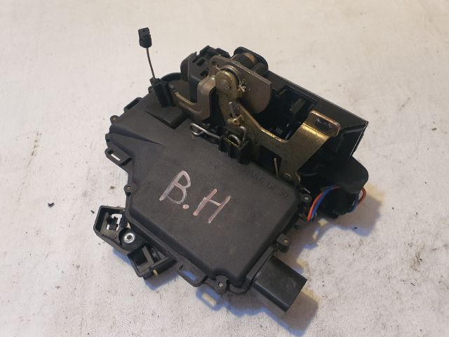 bontott VW GOLF IV Bal hátsó Ajtózár