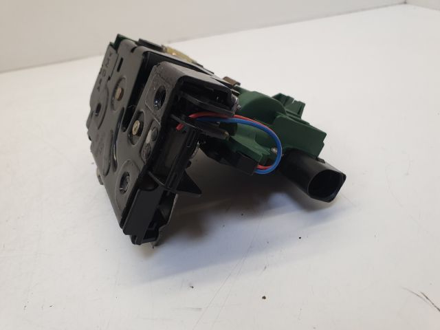 bontott VW GOLF IV Bal hátsó Ajtózár