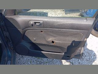 bontott VW GOLF IV Bal hátsó Biztonsági Öv Csat