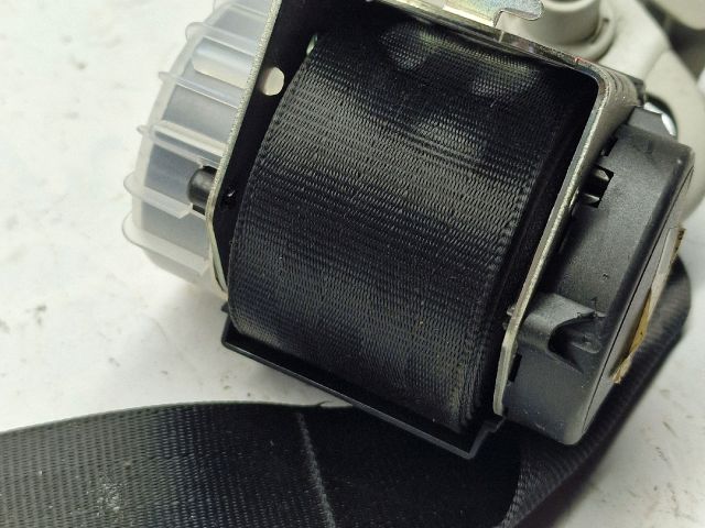 bontott VW GOLF IV Bal hátsó Biztonsági Öv