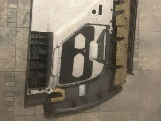 bontott VW GOLF IV Bal hátsó Csomagtér Burkolat (Műanyag)