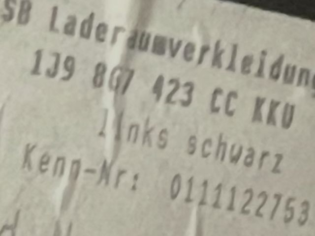 bontott VW GOLF IV Bal hátsó Csomagtér Burkolat (Műanyag)