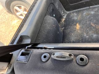 bontott VW GOLF IV Bal hátsó Dobbetét (Kerékjárati, Műanyag)