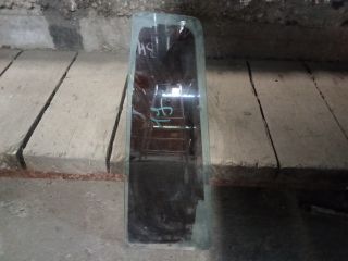 bontott VW GOLF IV Bal hátsó Fixüveg (Ajtóban)