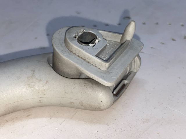 bontott VW GOLF IV Bal hátsó Kapaszkodó (Felső)