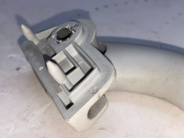 bontott VW GOLF IV Bal hátsó Kapaszkodó (Felső)