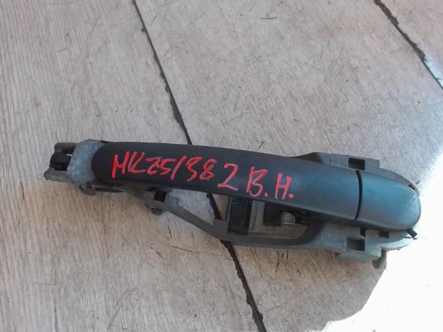 bontott VW GOLF IV Bal hátsó Külső Kilincs