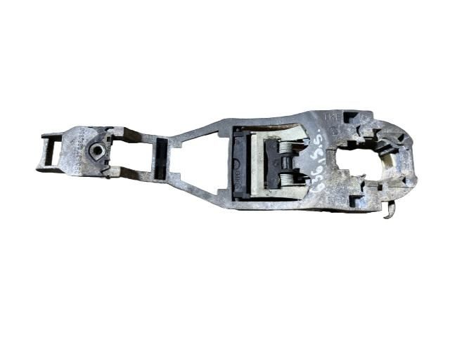 bontott VW GOLF IV Bal hátsó Külső Kilincsfészek