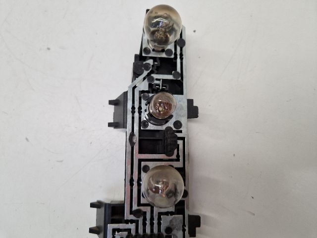 bontott VW GOLF IV Bal Hátsó Lámpa Foglalat