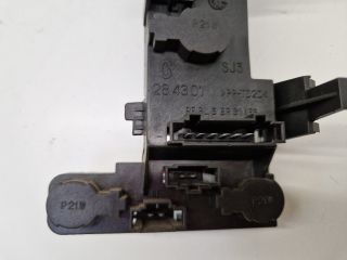 bontott VW GOLF IV Bal Hátsó Lámpa Foglalat