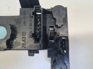 bontott VW GOLF IV Bal Hátsó Lámpa Foglalat