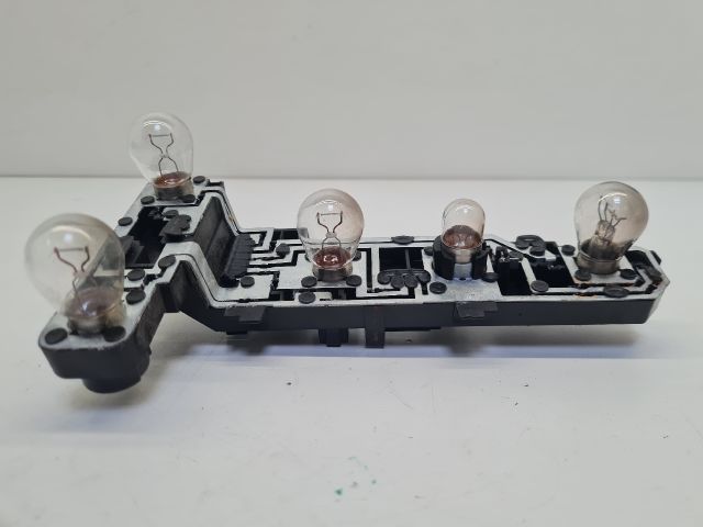 bontott VW GOLF IV Bal Hátsó Lámpa Foglalat