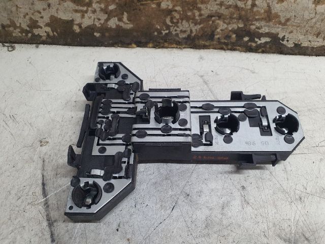 bontott VW GOLF IV Bal Hátsó Lámpa Foglalat