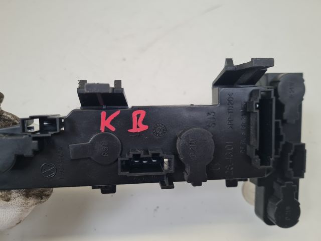 bontott VW GOLF IV Bal Hátsó Lámpa Foglalat