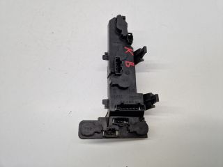 bontott VW GOLF IV Bal Hátsó Lámpa Foglalat