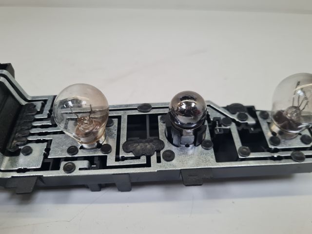 bontott VW GOLF IV Bal Hátsó Lámpa Foglalat