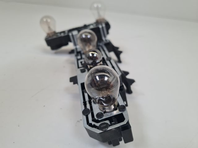 bontott VW GOLF IV Bal Hátsó Lámpa Foglalat