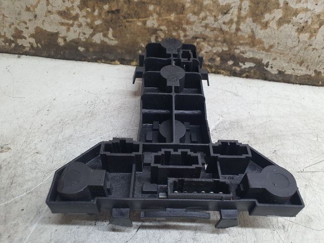 bontott VW GOLF IV Bal Hátsó Lámpa Foglalat